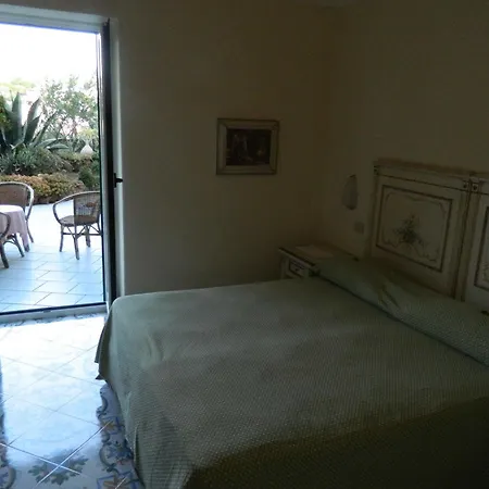 فندق Il Fortino 4*